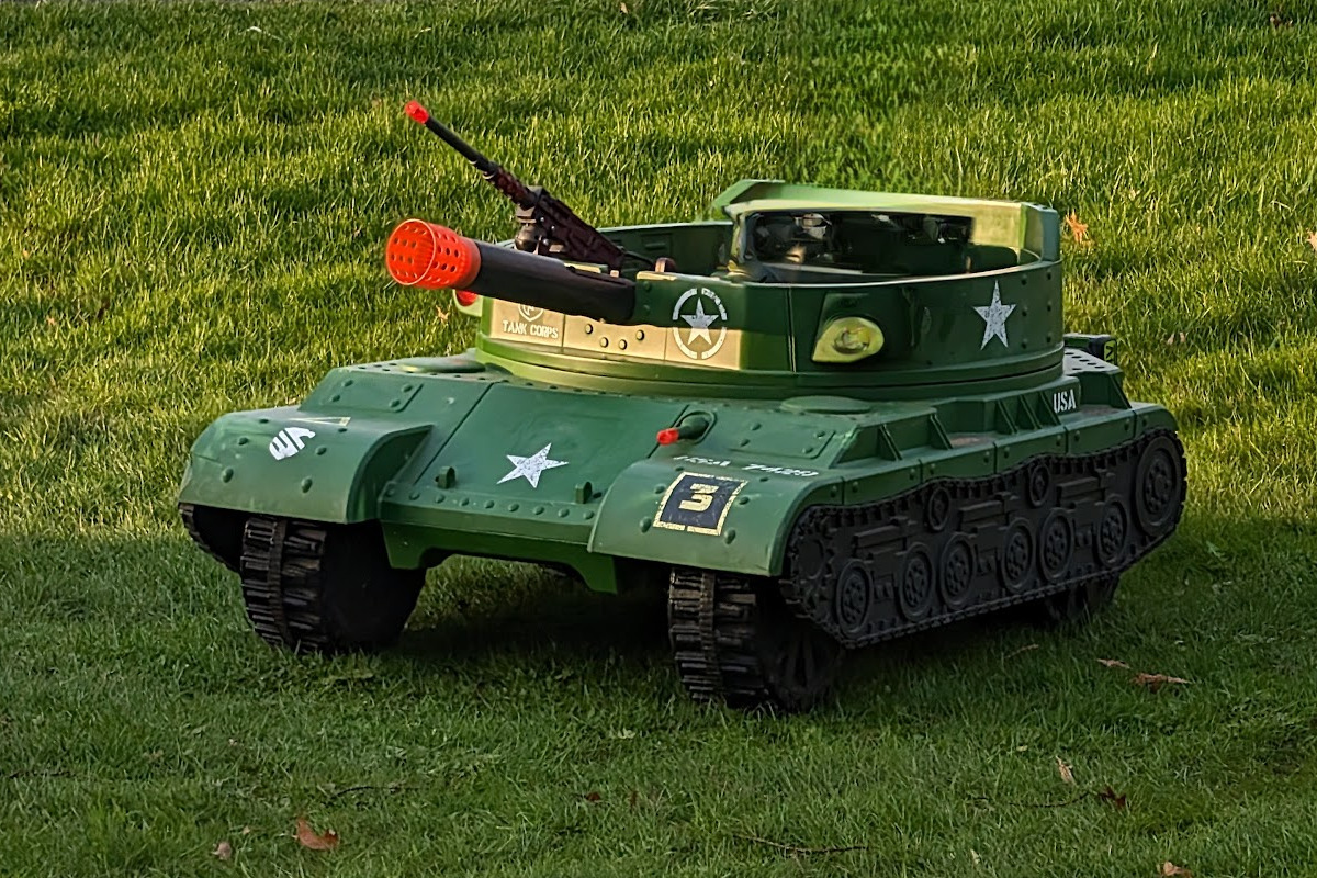 Green Army Tank